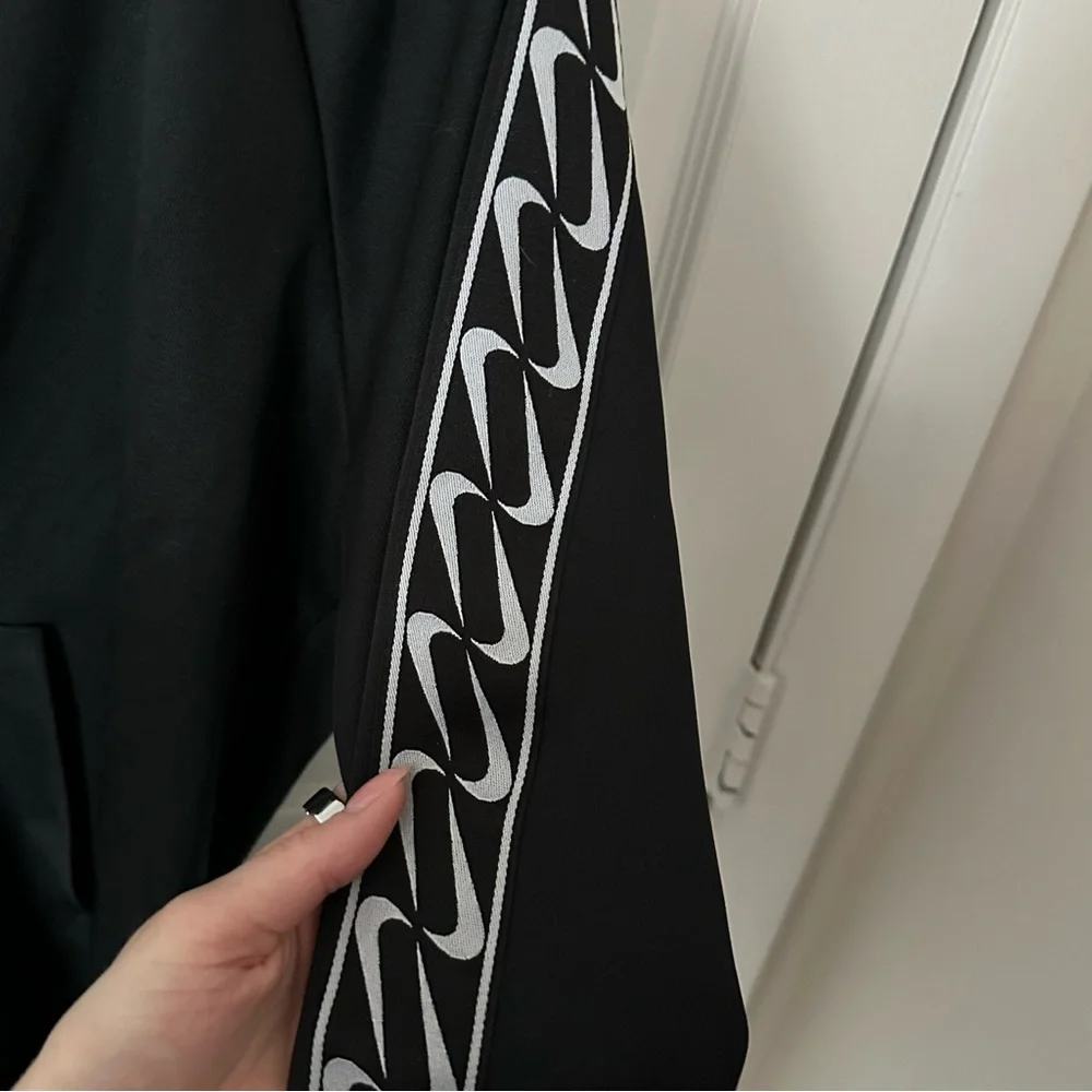 Black Nike Zip Up